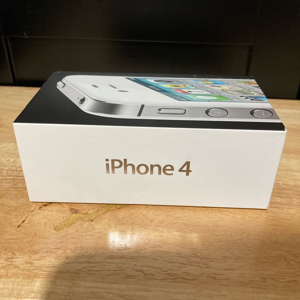 Apple Box - Picture 2 of 8